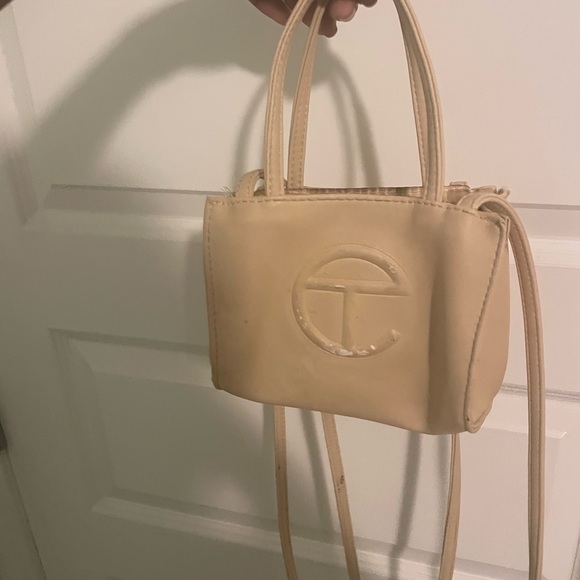 Cream telfar bag - Picture 2 of 2